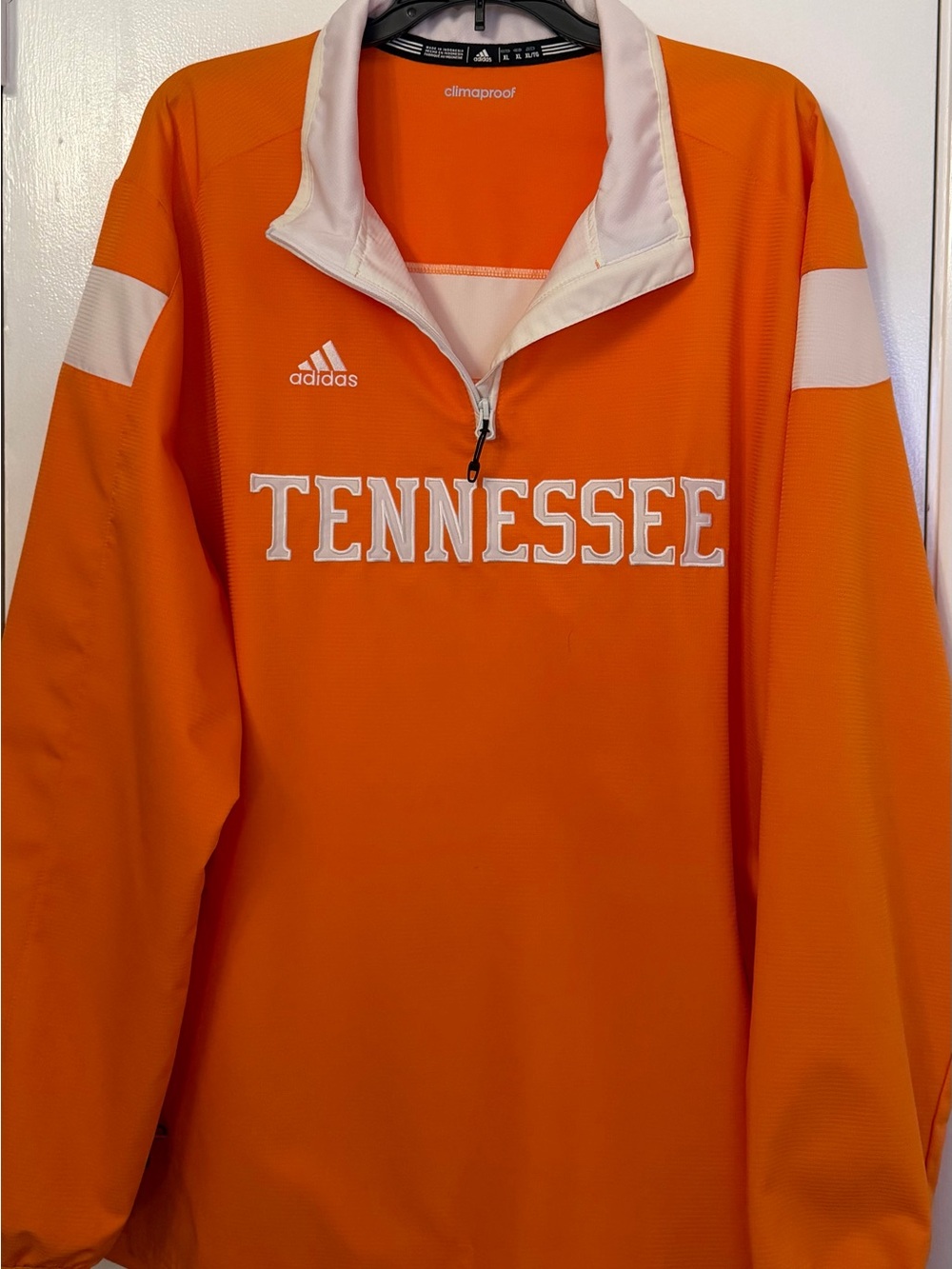 Adidas Tennessee Volunteers "Climaproof" quarter-zip jacket, Sz XL